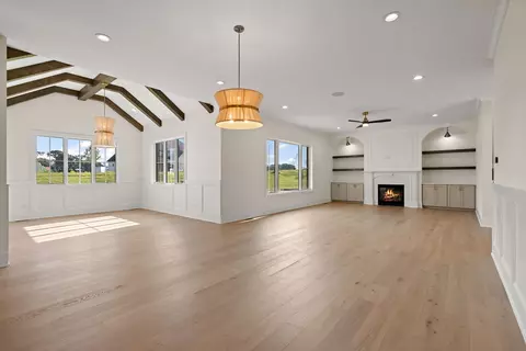 Living - 13822 Waterleaf Dr, Saint John, IN 46373 photo 7 of 7