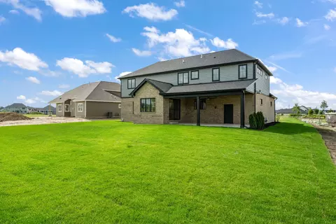 Exterior - 13822 Waterleaf Dr, Saint John, IN 46373 photo 9 of 9