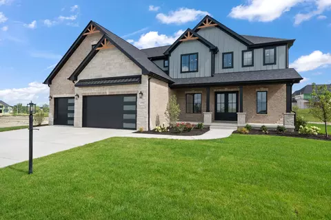 Exterior - 13822 Waterleaf Dr, Saint John, IN 46373 photo 3 of 9