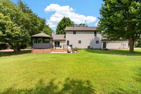 Exterior - 9123 Hardesty Run, Bloomington, IL 61705 photo 10 of 16
