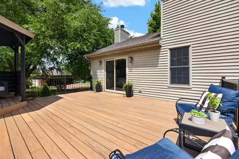 Exterior - 9123 Hardesty Run, Bloomington, IL 61705 photo 4 of 16