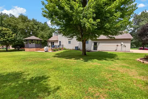 Exterior - 9123 Hardesty Run, Bloomington, IL 61705 photo 11 of 16