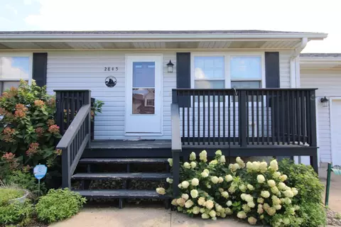 2845 W 63rd St, Davenport, IA 52806