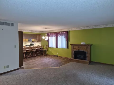 Living - 830 Lake Summerset Rd, Lake Summerset, IL 61019 photo 1 of 2