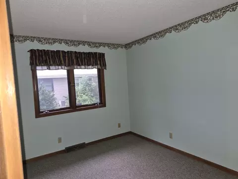 Bedroom - 830 Lake Summerset Rd, Lake Summerset, IL 61019 photo 1 of 2
