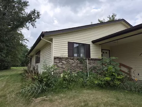 Exterior - 830 Lake Summerset Rd, Lake Summerset, IL 61019 photo 3 of 6