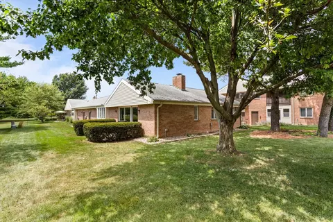 Exterior - 4 Fields E #0, Champaign, IL 61822 photo 3 of 6