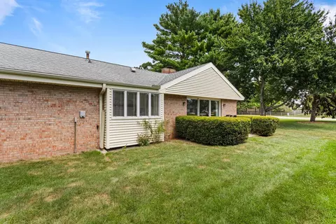 Exterior - 4 Fields E #0, Champaign, IL 61822 photo 5 of 6
