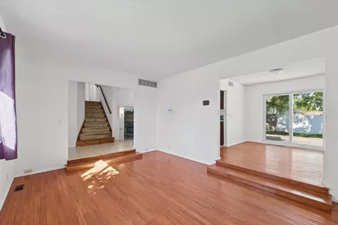 Living - 2006 Clover Ct E, Champaign, IL 61821 photo 3 of 9