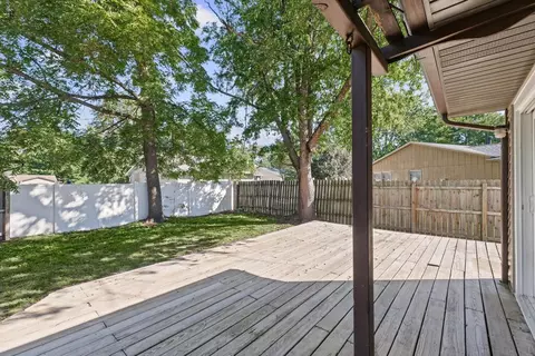 Exterior - 2006 Clover Ct E, Champaign, IL 61821 photo 12 of 12