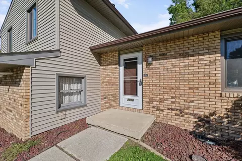 Other - 2006 Clover Ct E, Champaign, IL 61821 photo 1 of 6
