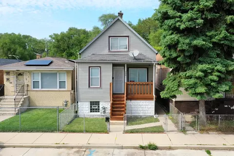 Exterior - 306 E 118th St, Chicago, IL 60628 photo 2 of 8