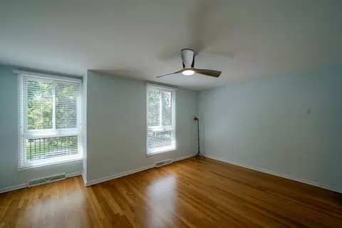 Bedroom - 934 E 55th St, Chicago, IL 60615 photo 1 of 4
