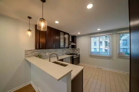 Kitchen - 934 E 55th St, Chicago, IL 60615 photo 1 of 4