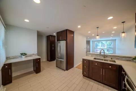 Kitchen - 934 E 55th St, Chicago, IL 60615 photo 4 of 4
