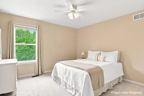 Bedroom - 4707 Joyce Ln, Mchenry, IL 60050 photo 4 of 7