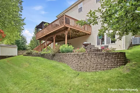 Exterior - 4707 Joyce Ln, Mchenry, IL 60050 photo 12 of 13