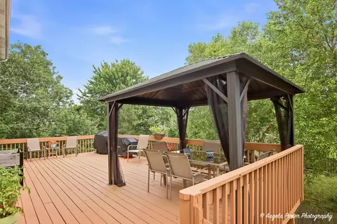 Exterior - 4707 Joyce Ln, Mchenry, IL 60050 photo 9 of 13