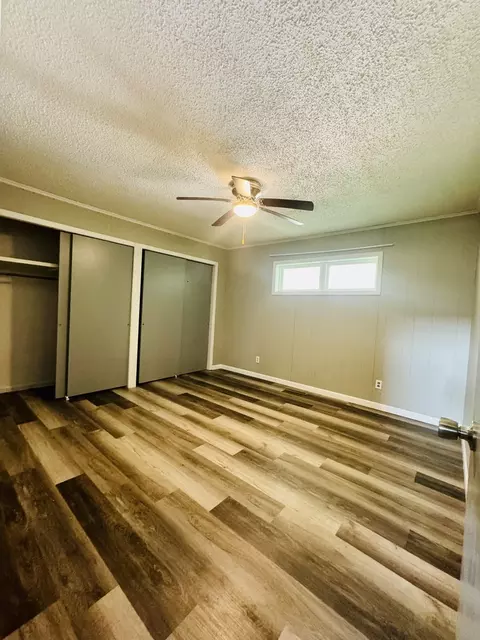Bedroom - 404 W 9th St, Christopher, IL 62822 photo 4 of 6