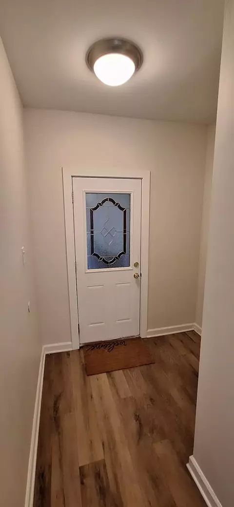 Entry Way - 815 E 53rd St #3, Chicago, IL 60615 photo 1 of 1