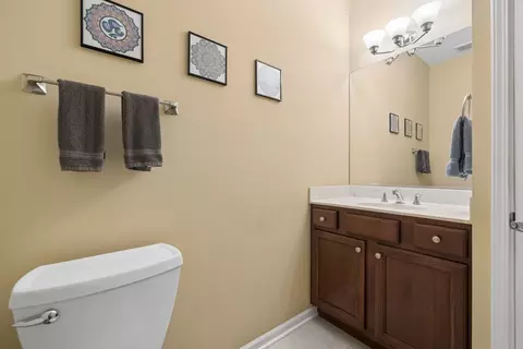 Bath - 12237 Winterberry Ln, Plainfield, IL 60585 photo 2 of 5