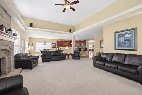 Living - 12237 Winterberry Ln, Plainfield, IL 60585 photo 2 of 3