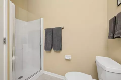 Bath - 12237 Winterberry Ln, Plainfield, IL 60585 photo 1 of 5