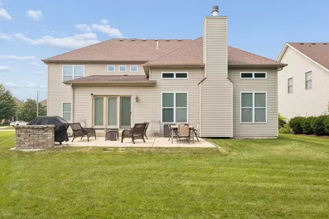 Exterior - 12237 Winterberry Ln, Plainfield, IL 60585 photo 3 of 6