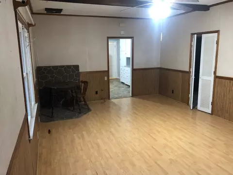 Living - 708 E 11th St, Centralia, IL 62801 photo 1 of 2