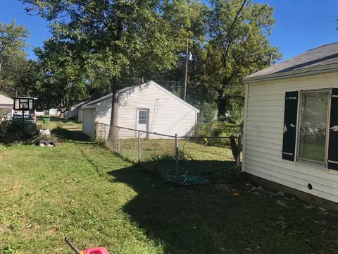 Exterior - 708 E 11th St, Centralia, IL 62801 photo 3 of 5
