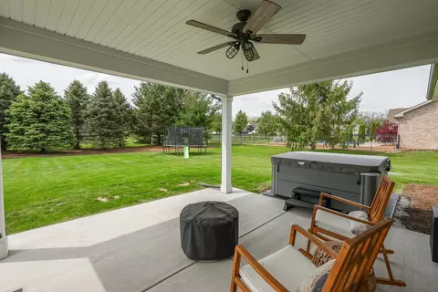 Exterior - 3172 Sun Valley Dr, Kankakee, IL 60901 photo 6 of 8