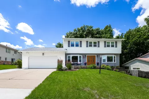 4314 Spring St, Davenport, IA 52807