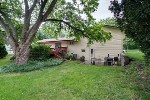 Exterior - 110 Veronica Way, Normal, IL 61761 photo 5 of 8