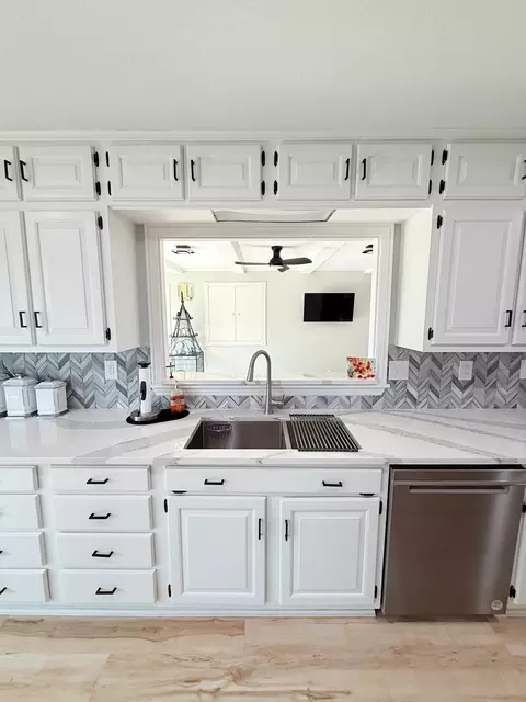 Kitchen - 301 Stouffer Rd, Sterling, IL 61081 photo 3 of 4