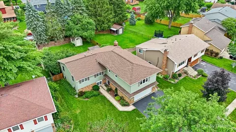View/Area - 640 Ash St, Algonquin, IL 60102 photo 1 of 10