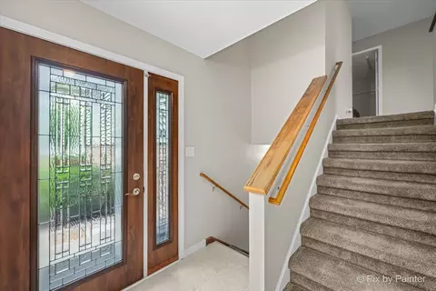 Entry Way - 640 Ash St, Algonquin, IL 60102 photo 1 of 1