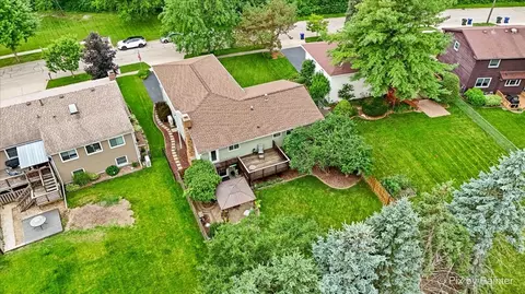 View/Area - 640 Ash St, Algonquin, IL 60102 photo 7 of 10