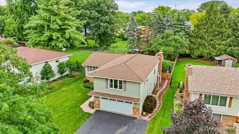 View/Area - 640 Ash St, Algonquin, IL 60102 photo 4 of 10