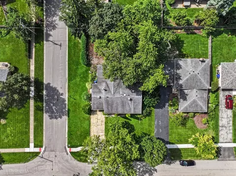 View/Area - 1120 E Prairie Ave, Wheaton, IL 60187 photo 1 of 2