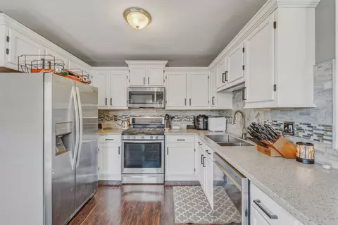 Kitchen - Undisclosed, Mchenry, IL 60050 photo 3 of 3