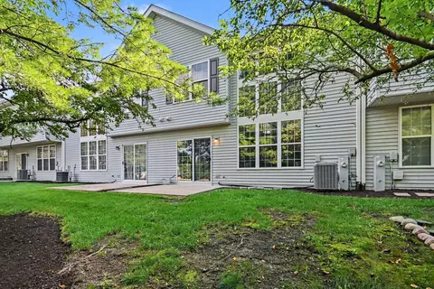 Exterior - 2416 Georgetown Cir, Aurora, IL 60503 photo 3 of 5