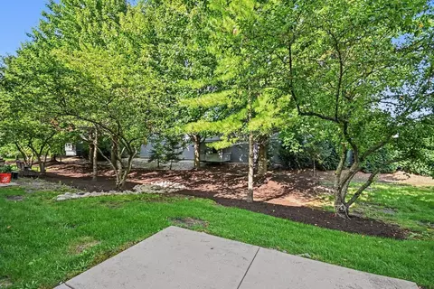 Exterior - 2416 Georgetown Cir, Aurora, IL 60503 photo 4 of 5