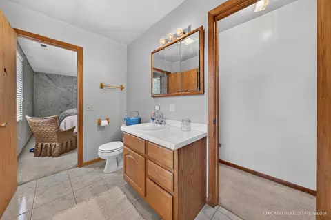 Bath - 416 Maple St, Marengo, IL 60152 photo 2 of 3