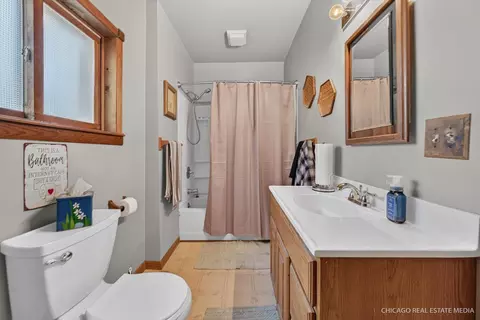 Bath - 416 Maple St, Marengo, IL 60152 photo 1 of 3