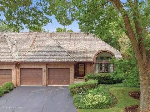 68 Godair Dr, Hinsdale, IL 60521