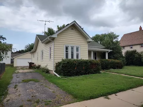 Other - 606 E Perry St, Belvidere, IL 61008 photo 2 of 5