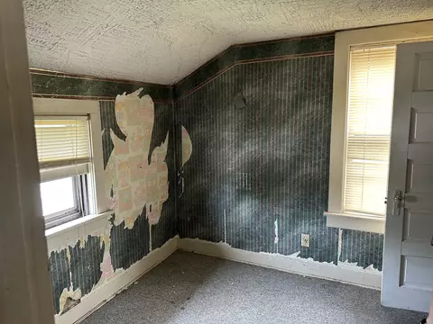 Bedroom - 404 E 9th St, Lockport, IL 60441 photo 2 of 4