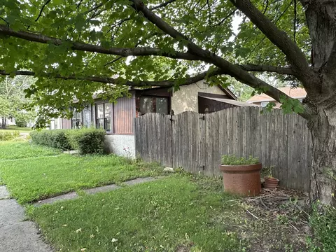 Exterior - 404 E 9th St, Lockport, IL 60441 photo 6 of 6