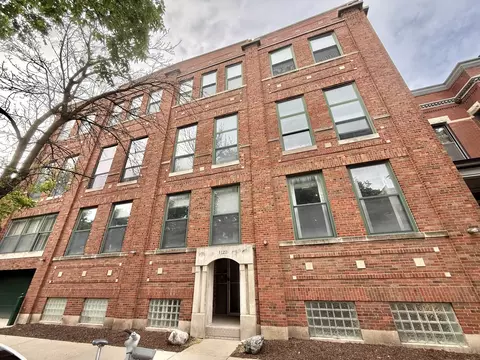 1122 W Newport Ave #1A, Chicago, IL 60657