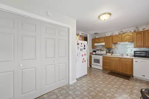 Kitchen - 819 E 3rd Ave, Milan, IL 61264 photo 4 of 4